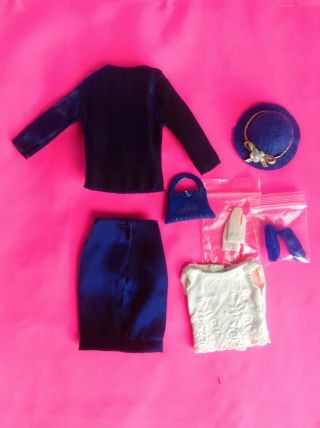 NAVY blue Rare Vintage Japanese Exclusive Barbie Francie fashion 2224 4