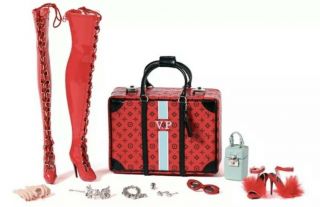 fashion royalty Nu Face NRFB A Fashionable Legacy Violaine Perrin Gift Set 3