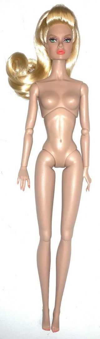 RARE HTF 2020 POPPY PARKER Convention Centerpiece Center Of Attention Doll NUDE 2