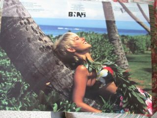 1995 Lorrie Morgan Calendar From Hawaii 10.  5 X 14 Country Singer