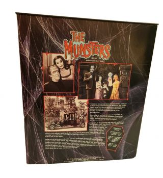 2001 Mattel The Munsters ' Giftset - Herman and Lily Barbie - 50544 - NRFB 4