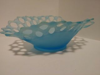 Vintage Westmoreland Blue Satin Glass Doric Open Lace Large Centerpiece Bowl 3