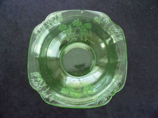 1 Depression Glass Green Uranium Federal Sylvan Parrot 8 " Berry Bowl