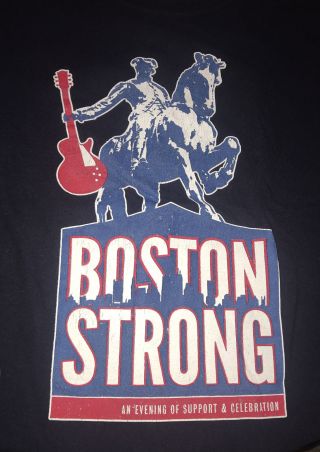 Boston Strong Concert T - Shirt 2013 Aerosmith,  Adult L