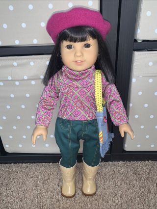 American Girl Ivy Ling 18” Doll - Julie’s Friend W/meet Outfit & Accessories 70s