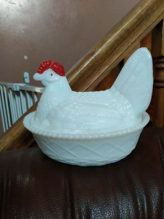 Vintage White Milk Glass Chicken Hen Nest Covered Candy Dish Trinket Dish
