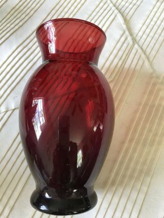 Vintage Anchor Hocking Royal Ruby Red Depression Glass Flower Vase No Chips