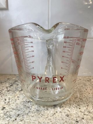 Vintage 1941 Pyrex 1 Quart Measuring Cup With D Handle 532 C - J