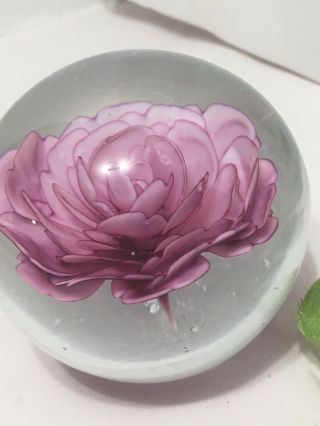 Vintage DYNASTY GALLERY HEIRLOOM COLLECTIBLES PINK ROSE 3” HIGH PAPERWEIGHT 3