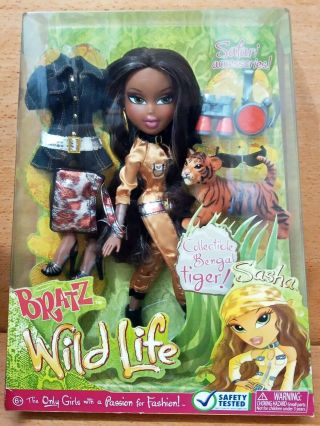 2009 Mga Bratz Wild Life Sasha Doll Safari 2 Complete Outfits Mib Rare