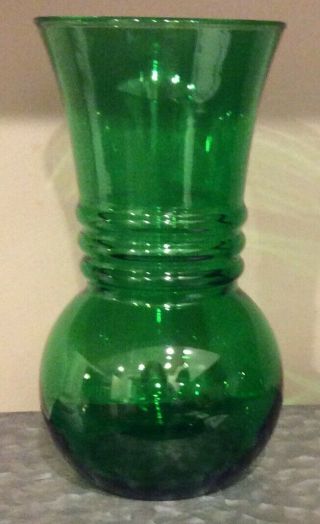 Vintage Anchor Hocking Forest Emerald Green Glass 6.  5 " Ribbed Flower Vase