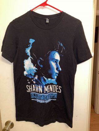 Shawn Mendes 2017 Illuminate World Tour Concert T Shirt - Size Small