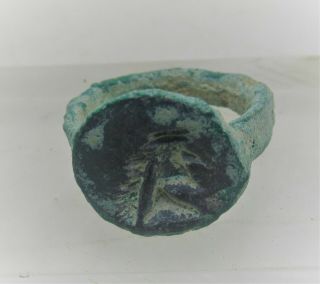 Ancient Near Eastern Bronze Seal Ring With Ruler Depiction