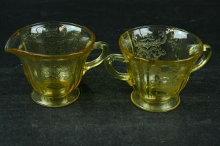 2 Piece Vintage Amberdepression Glass Sugar And Creamer Set Madrid Pattern Ki.