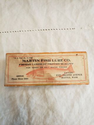 Vintage Martin Fish Lure Co.  Pearl Red Gill 4” Wood Glass Eye Salmon Plug & Fish