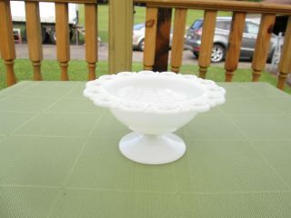 Vintage White Milk Glass Footed Bowl Scalloped Lace Edge Candy Dish 2