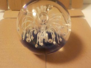 Dynasty Gallery Heirloom Collectible Art Glass Paperweight Great Piece