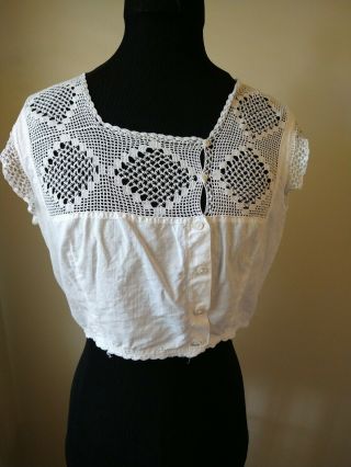 Vintage White Cotton Crocheted Crop Top Size Small ?