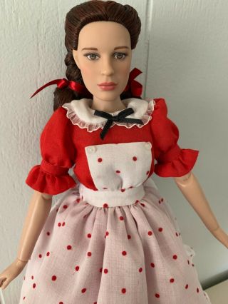 Tonner Wizard Of Oz Dorothy Gale - This Side Of The Rainbow