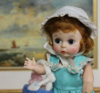 Madame Alexander - Kins Bkw Auburn Doll Tagged Sunsuit Outfit W/clam Pail