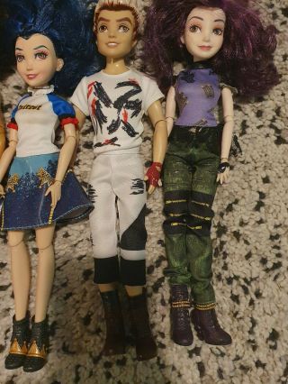 Descendants Dolls Set - Isle of the - Mal,  Evie,  Carlos and Jay 3