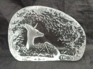Signed Mats Jonasson Intaglio Deer Crystal Glass Paperweight Sculpture Sweden