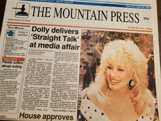 Dolly Parton - 1992 Dollywood Opening Weekend - Local Newspapers