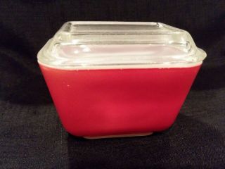 Vintage Pyrex Red Covered Refrigerator Dish With Lid Small 0501 1 1/2 Cup Shiny