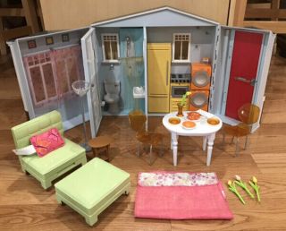 Barbie 2005 Totally Real Folding Doll House Private Listing For Seabreezin Only