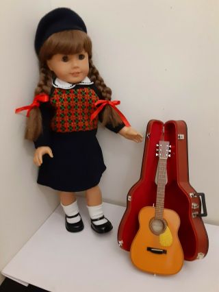 Pleasant Company American Girl Doll Molly Doll,  Guitar