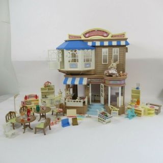 Sylvanian Families House of Brambles Department Store & Cafe Playset 2