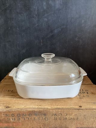 Vtg Corning Ware White Casserole Dish Mw - A - 10 W/ Lid Microwave Browning 10”x10”
