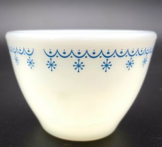 Vintage 1970 - 1976 Corning Pyrex Sugar Bowl No Lid Blue Snowflake Pattern Garland