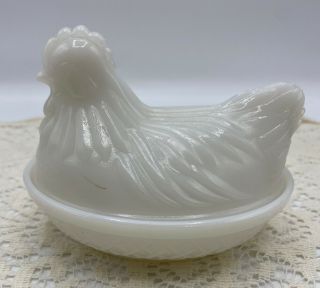 Vintage Anchor Hocking Small White Milk Glass Hen On Nest,  Chicken Covered Dish