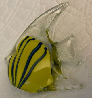 Angel Fish paperweight by Dynasty Gallery Yellow & Blue 6x4 Inches 2