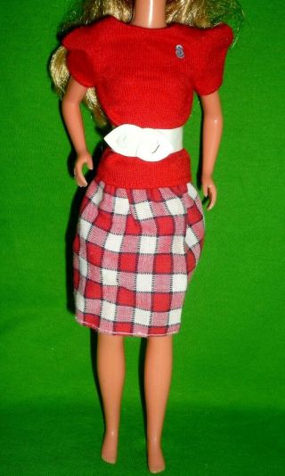 Vintage Skipper 1987 So Active Fashion 2234 W/htf Belt Red Top Red/white Skirt