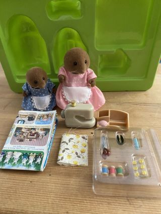 Sylvanian Boxed Complete Sewing With Mother￼ 2