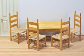 1:12 Scale Dolls House Vintage Wooden Kitchen Table & Chair Set