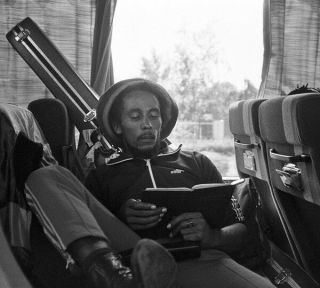 Bob Marley Unsigned Photograph - L3896 - Milan,  1980 - Image