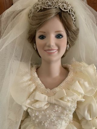 Danbury “princess Diana” Porcelain Bride Doll Slightly