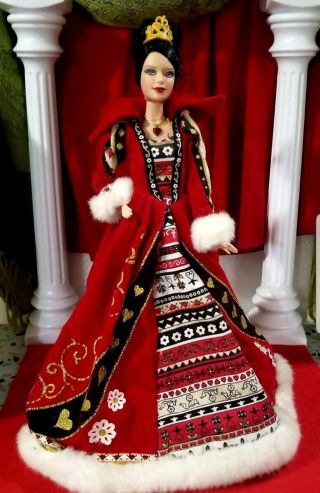 Barbie Queen Of Hearts Alice In Wonderland Silver Label 2007 Doll