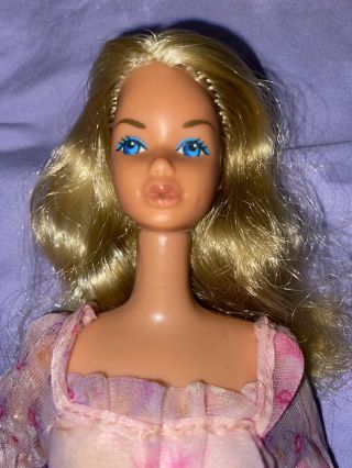 Vtg 1978 Mattel Kissing Barbie Doll 2597 Dress