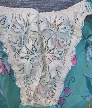 Vintage Ungaro High Cut Lace Panties Size Medium 2