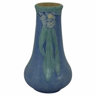 Newcomb College Pottery 1922 Floral Long Leaves Tall Vase (irvine)