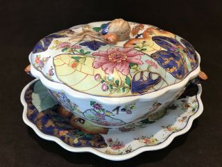 Mottahedeh Lowestoft Tobacco Leaf Soup Tureen And Underplate Chinese Export