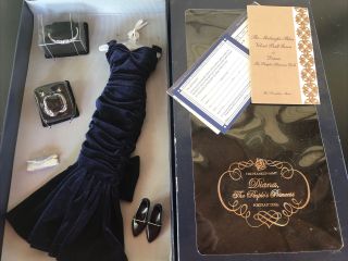 Franklin Diana Princess Of Wales Vinyl Doll Midnight Blue Velvet Dress Gown