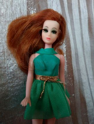 Topper Dawn Doll Side Part Glori W/ Green Fling Mini Dress.  :)