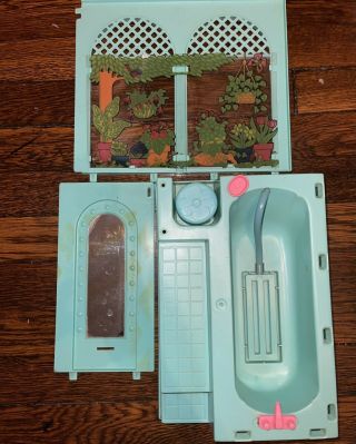 Vintage Mattel Barbie Dream House Furniture Only and Accessories 3
