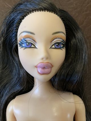 2 MY SCENE NOLEE DOLLS WITH BELLY PIERCING My Bling Bling & Street Style 3