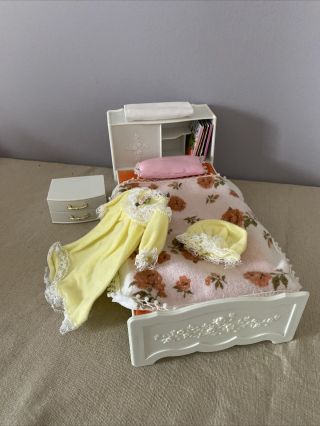 Vintage Vogue Ginny Doll Furniture Bed & Nightstand by Vogue Plus Accessories 2
